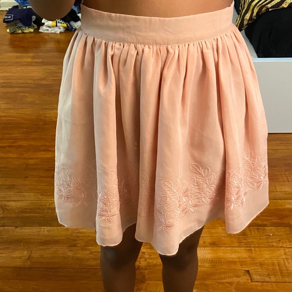 Pink Skirt - Picture 2 of 4